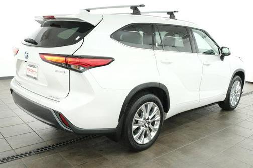 2023 Toyota Highlander Hybrid Limited