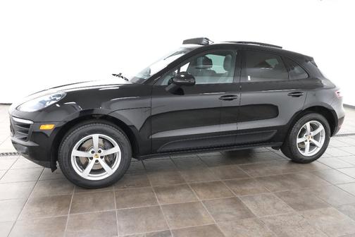 2017 Porsche Macan Base