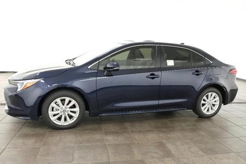 2025 Toyota Corolla Hybrid XLE