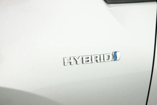 2021 Toyota Prius LE