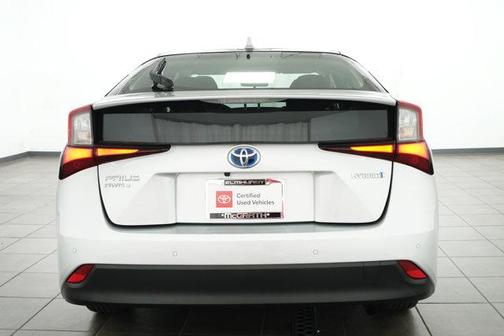2021 Toyota Prius LE