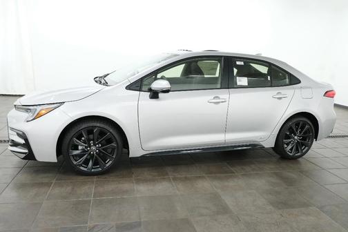 2025 Toyota Corolla Hybrid SE
