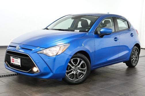 2020 Toyota Yaris Sedan LE