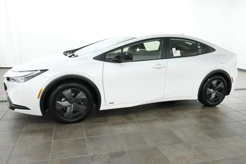 2024 Toyota Prius LE