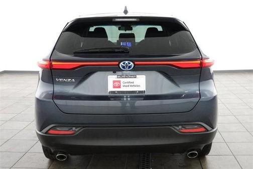 2024 Toyota Venza LE