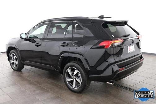2025 Toyota RAV4 Plug-In Hybrid SE