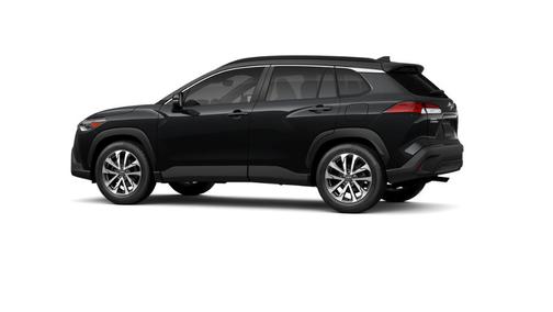 2025 Toyota Corolla Cross XLE