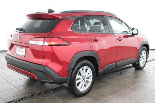 2025 Toyota Corolla Cross LE