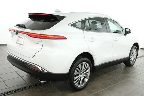 2023 Toyota Venza XLE