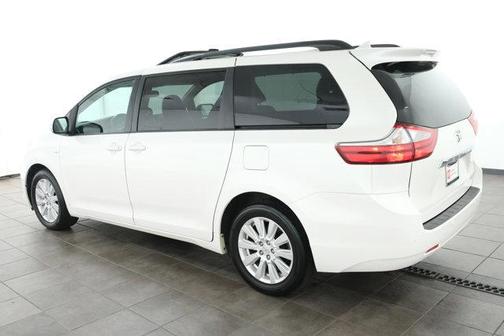 2017 Toyota Sienna Limited Premium