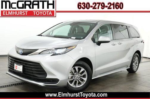 2024 Toyota Sienna LE