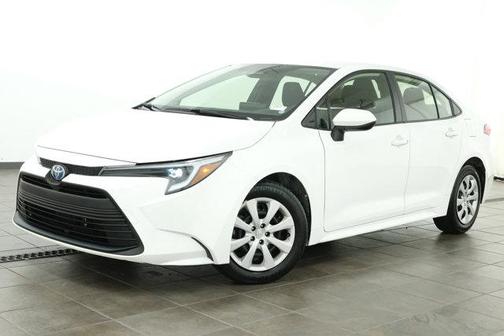 2025 Toyota Corolla Hybrid LE
