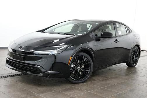 2025 Toyota Prius L