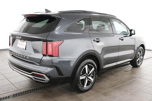 2022 Kia Sorento S