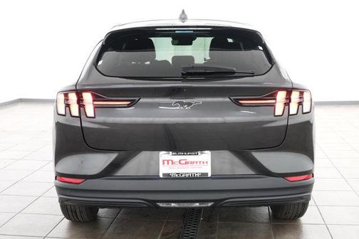 2022 Ford Mustang Mach-E Select