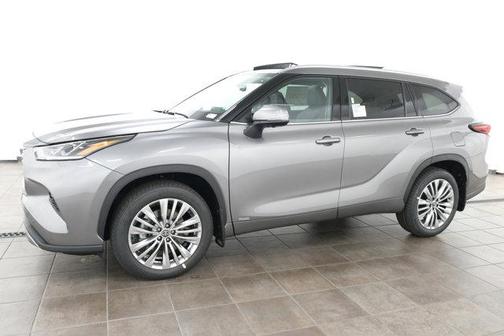 2025 Toyota Highlander Hybrid Platinum