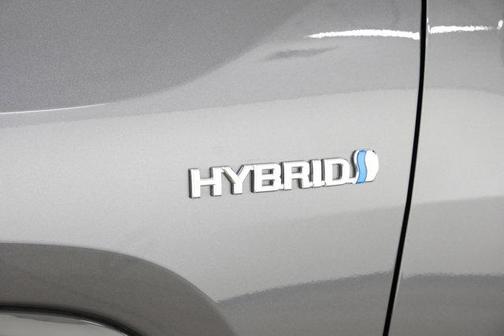 2020 Toyota RAV4 Hybrid SE