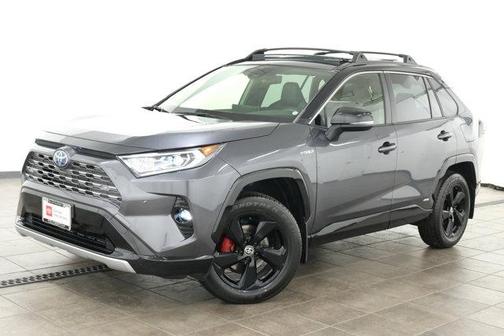 2020 Toyota RAV4 Hybrid SE