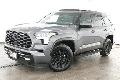 2025 Toyota Sequoia Platinum