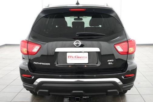 2019 Nissan Pathfinder SL