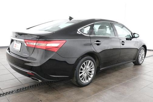 2016 Toyota Avalon Limited