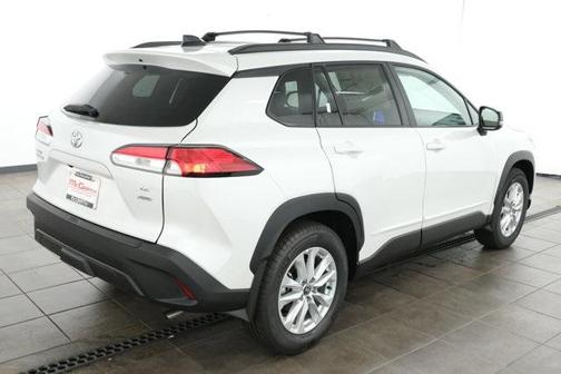 2025 Toyota Corolla Cross LE