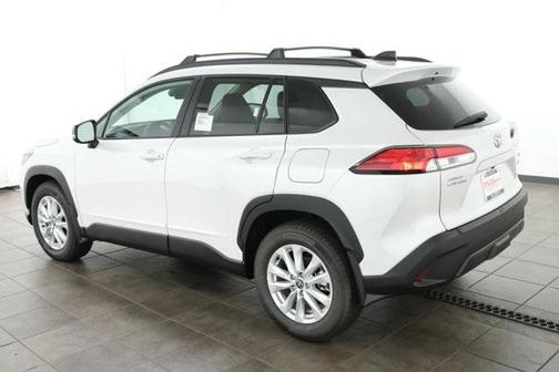 2025 Toyota Corolla Cross LE