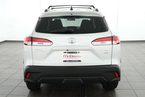 2025 Toyota Corolla Cross LE