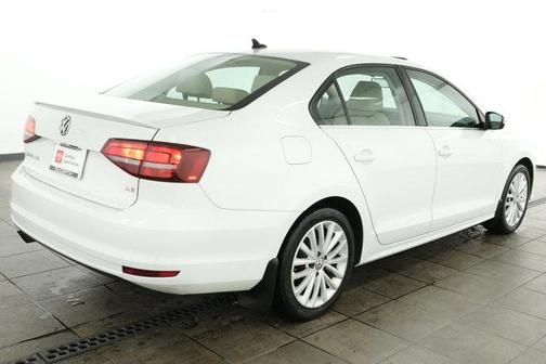 2016 Volkswagen Jetta 1.8T SEL