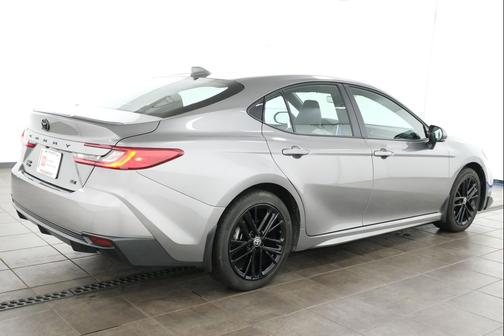Heavy Metal 2025 Toyota Camry SE