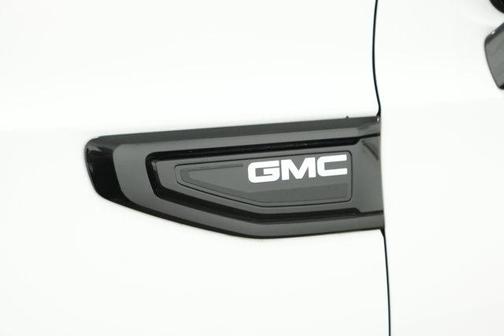 2022 GMC Yukon SLE