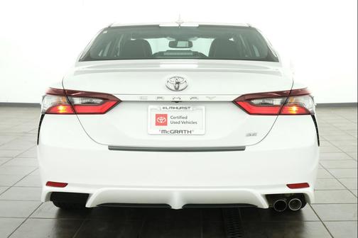 Ice Cap 2023 Toyota Camry SE