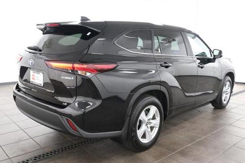 2024 Toyota Highlander Hybrid LE