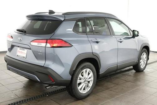 2025 Toyota Corolla Cross LE
