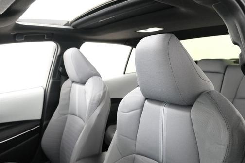 2025 Toyota Corolla Hybrid SE