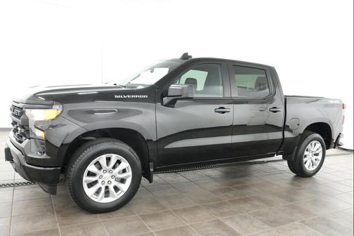 Black 2022 Chevrolet Silverado 1500 Custom