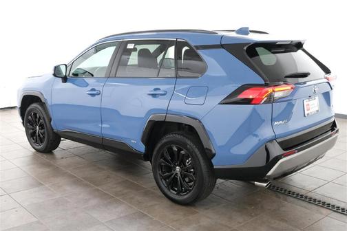 2024 Toyota RAV4 Hybrid SE