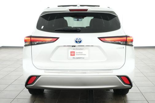 Wind Chill Pearl 2023 Toyota Highlander Hybrid Platinum