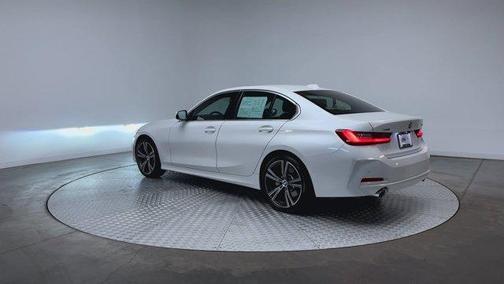 Mineral White Metallic 2024 BMW 330 i xDrive