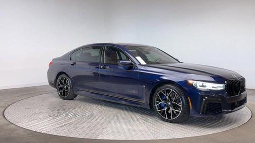 2022 BMW 750 i xDrive