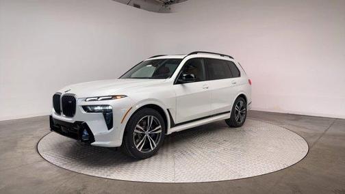2026 BMW X7 M60i