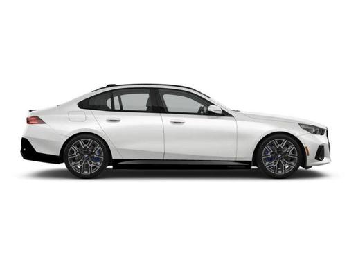Mineral White Metallic 2027 BMW 550e 550E XDRIVE