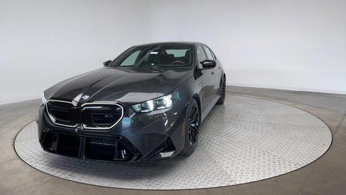 Dark Graphite Metallic 2025 BMW M5 Base