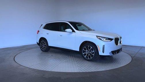 Mineral White Metallic 2026 BMW X3 30 xDrive