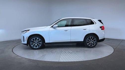 Mineral White Metallic 2026 BMW X3 30 xDrive