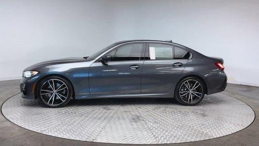2019 BMW 330 i xDrive