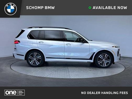 Mineral White Metallic 2027 BMW X7 M60i