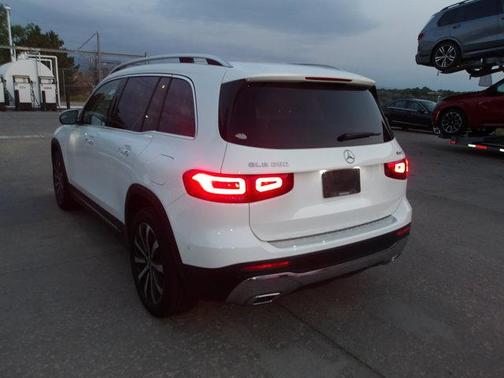Polar White 2020 Mercedes-Benz GLB 250 Base 4MATIC
