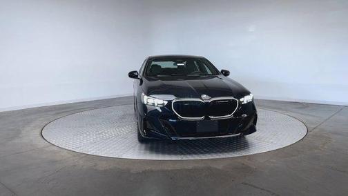 2024 BMW 530 i xDrive