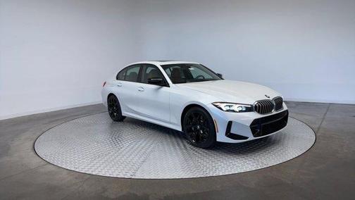 2025 BMW 330 i xDrive